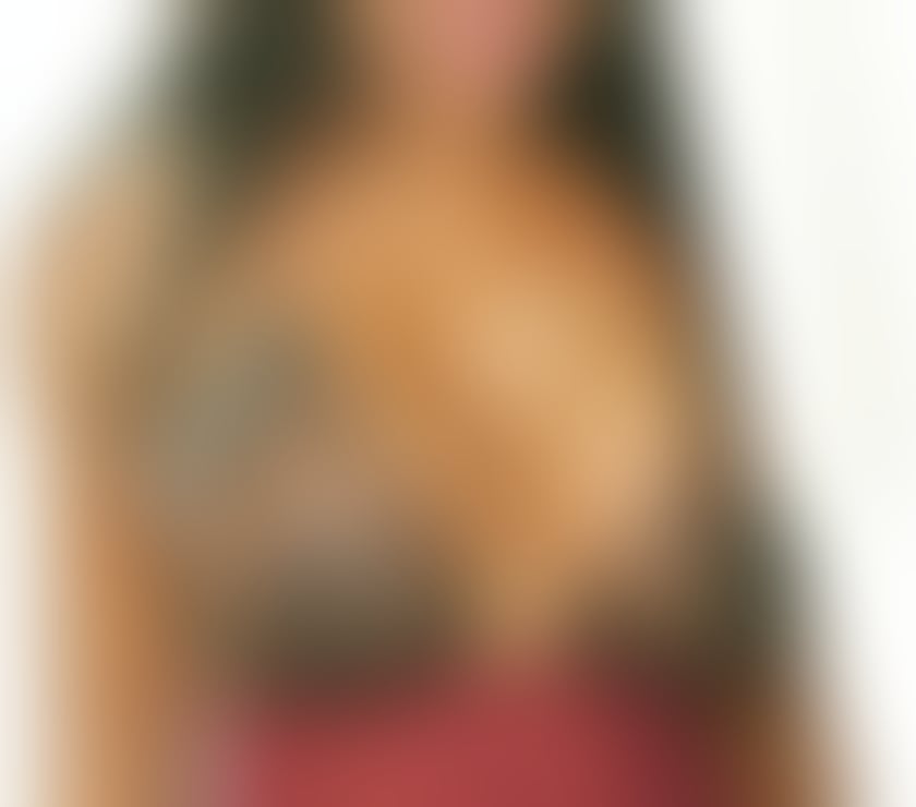 Escorts West Yorkshire Leeds - Photos for New super busty North American girl in Leeds 100% real pics