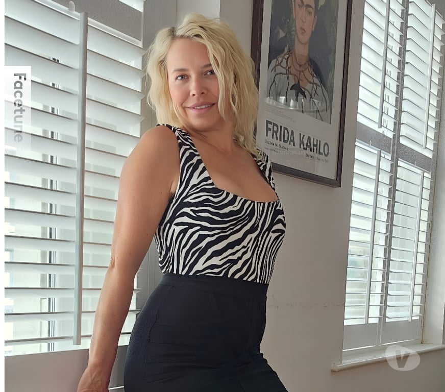 Escorts Hampshire Basingstoke and Deane - Photos for Luxury Welsh Companion Intimate, Indulgent, Unforgettable