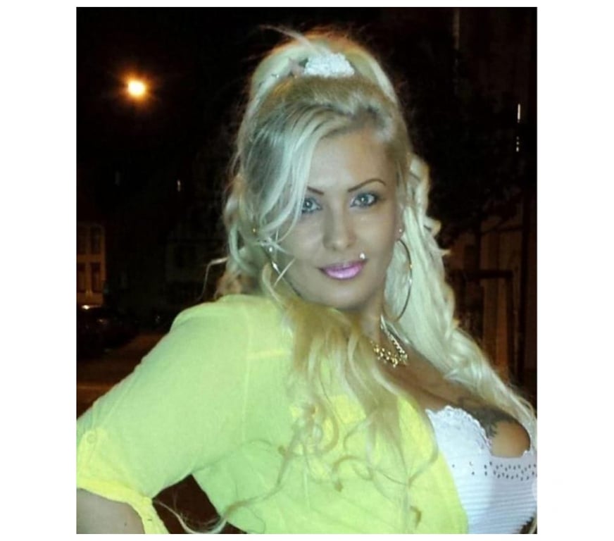 Escorts Barking and Dagenham Rush Green - Barking and Dagenham - Photos for Amanda Horny Milf big natural boob's gfe French kiss