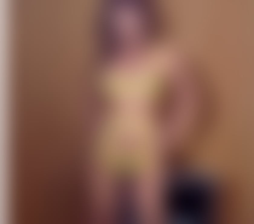 Transsexual Escorts Arthurs Hill Newcastle upon Tyne - Photos for Trans Sissy Riccelly in Bath Lane