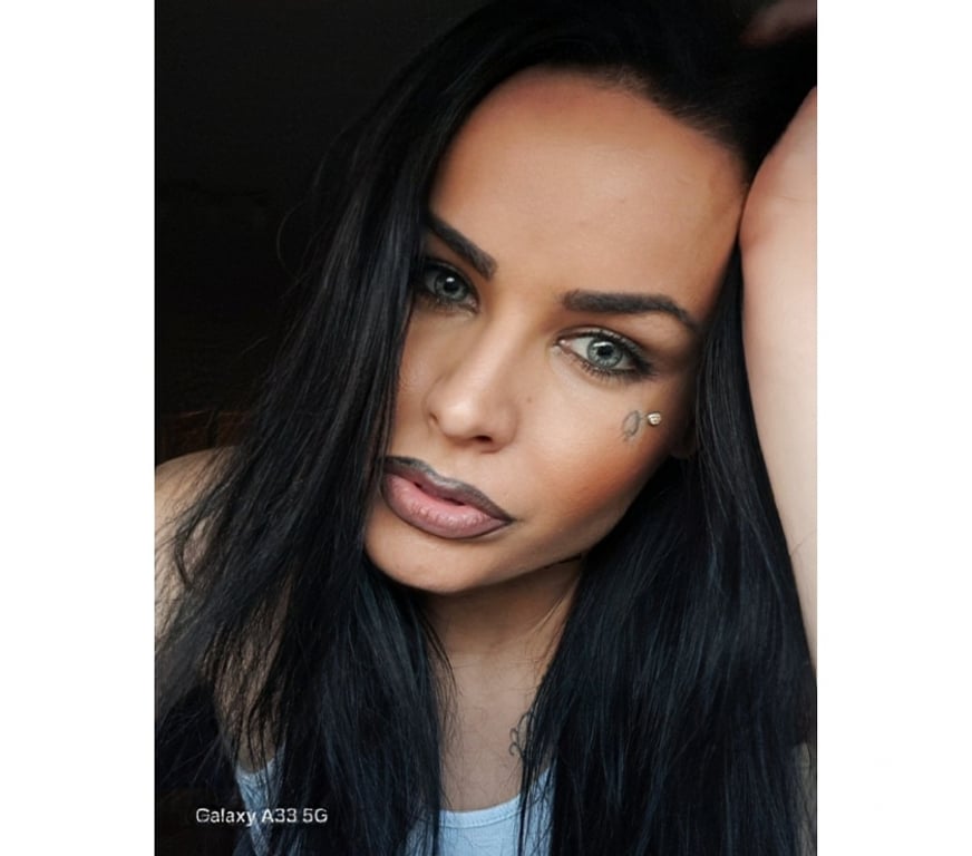 Escorts West London Hillingdon - Photos for Naughty Harley new girl in uk for short time ๐