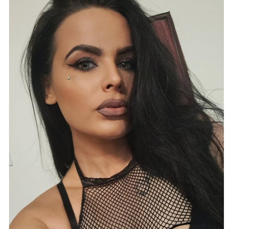 Escorts West London Hillingdon - Photos for Naughty Harley new girl in uk for short time ๐