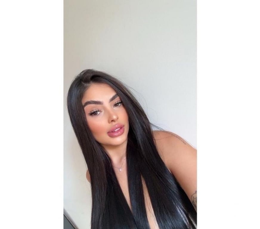 Escorts East London Havering - Photos for Kelly - Sexy Lady Brunette (extras)