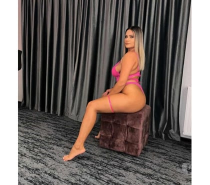 Escorts Halifax Calderdale - Photos for Hi, my name is ViKi😘🎊I love Party