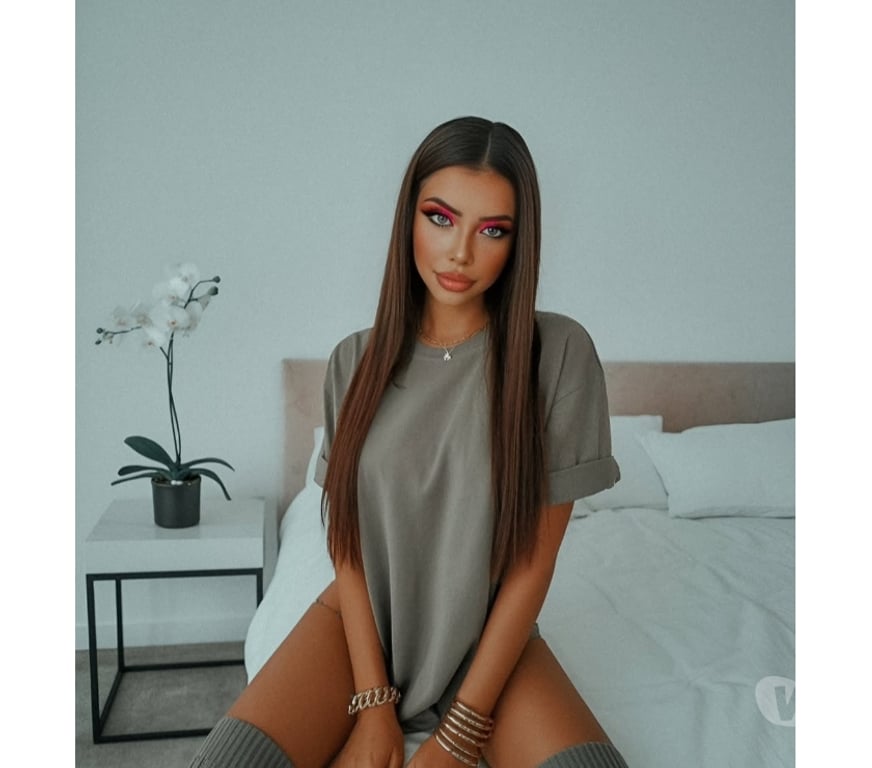 Escorts Cambridgeshire Cambridge - Photos for Karina ❤️ Hot Curvy 🔝 Party girl 🥳🎀