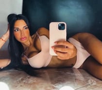 New body in town , first time here , genuine photos