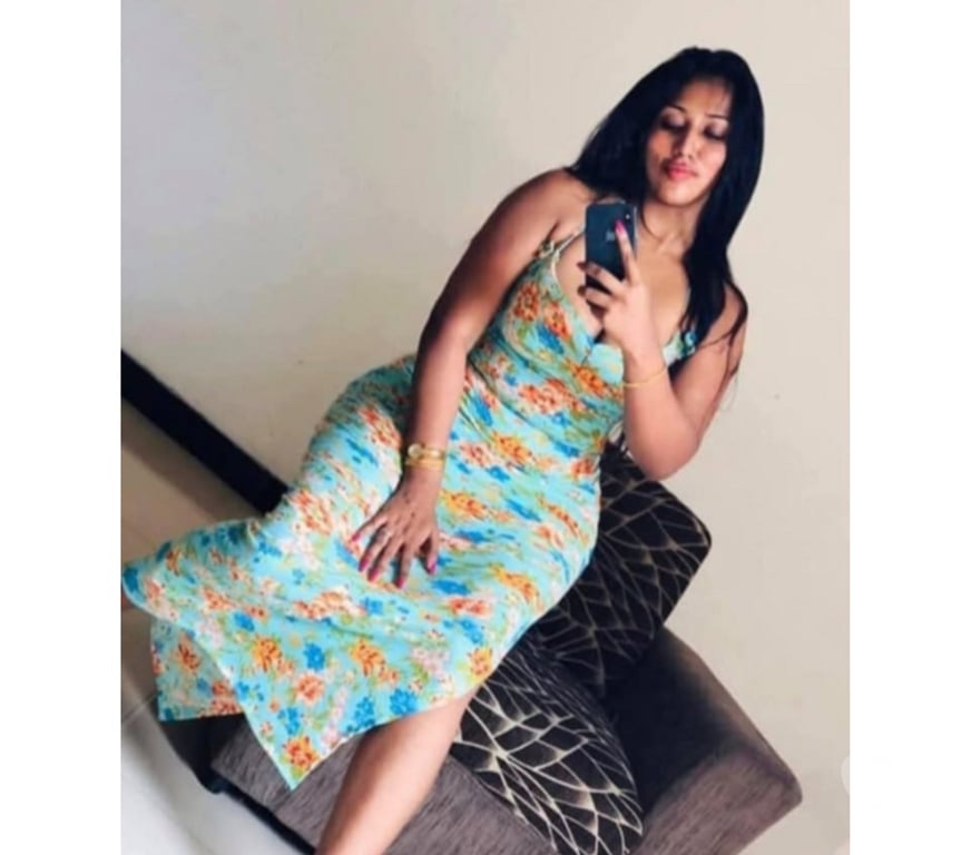 Escorts West Midlands Sandwell - Photos for KAMILA ARABIC 💥 🥳 PARTY 🥳 KUWAIT NEW GIRLS