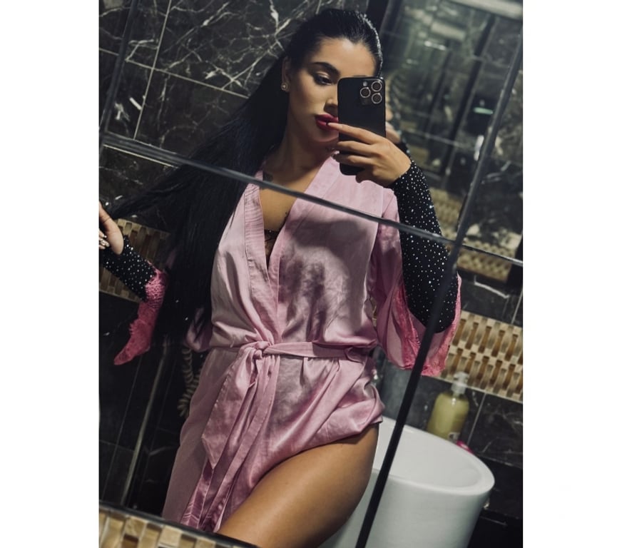 Escorts Bedfordshire Luton - Photos for New girl in town🤍 ONLY OUTCALL‼️