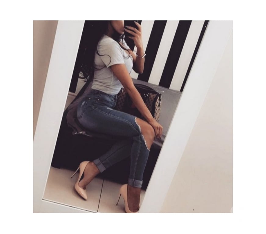 Escorts West Midlands Solihull - Photos for Hi💋i am Miruna💞new here 😘🥳outcall❣️