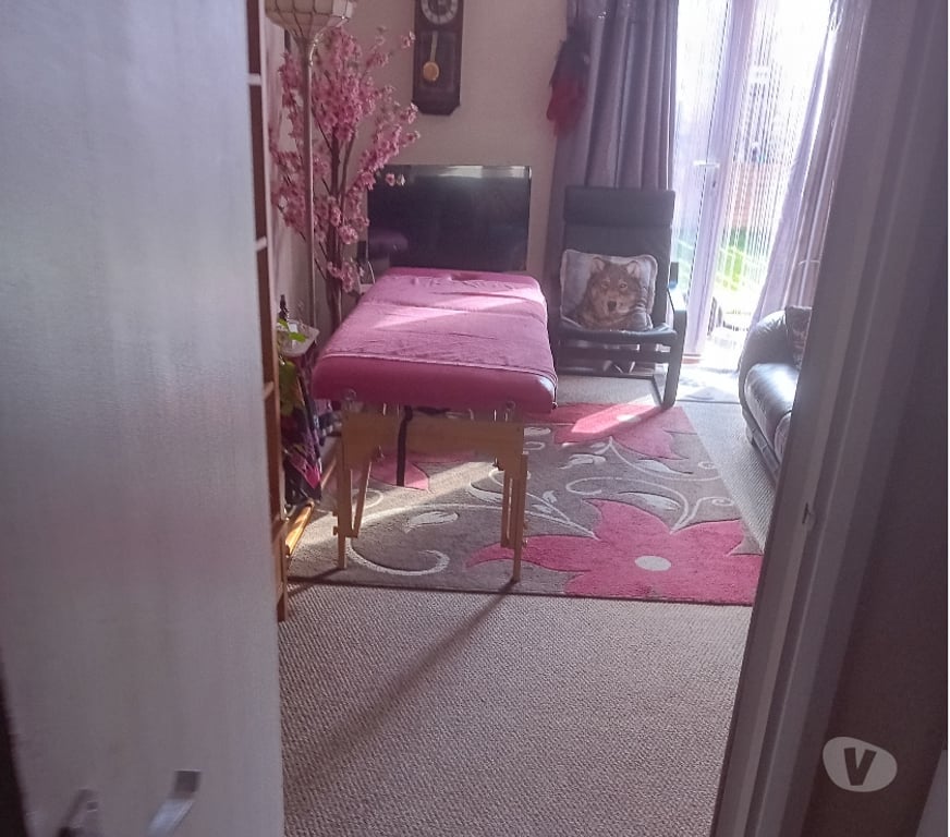 Escorts Lancashire Blackpool - Photos for Sexy MATURE BRUNETTE