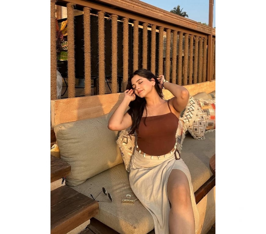 Escorts East London Newham - Photos for Exotic Indian Beauty Classy, Sensual & Discreet Availabl