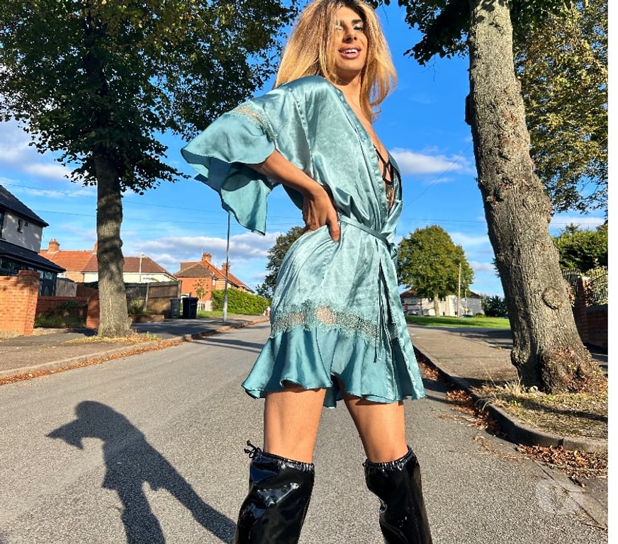Trans Escorts West Midlands Birmingham - Photos for Sweet shy latte
