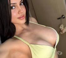 Karina Hot Party Girl back in London near Ilford Station