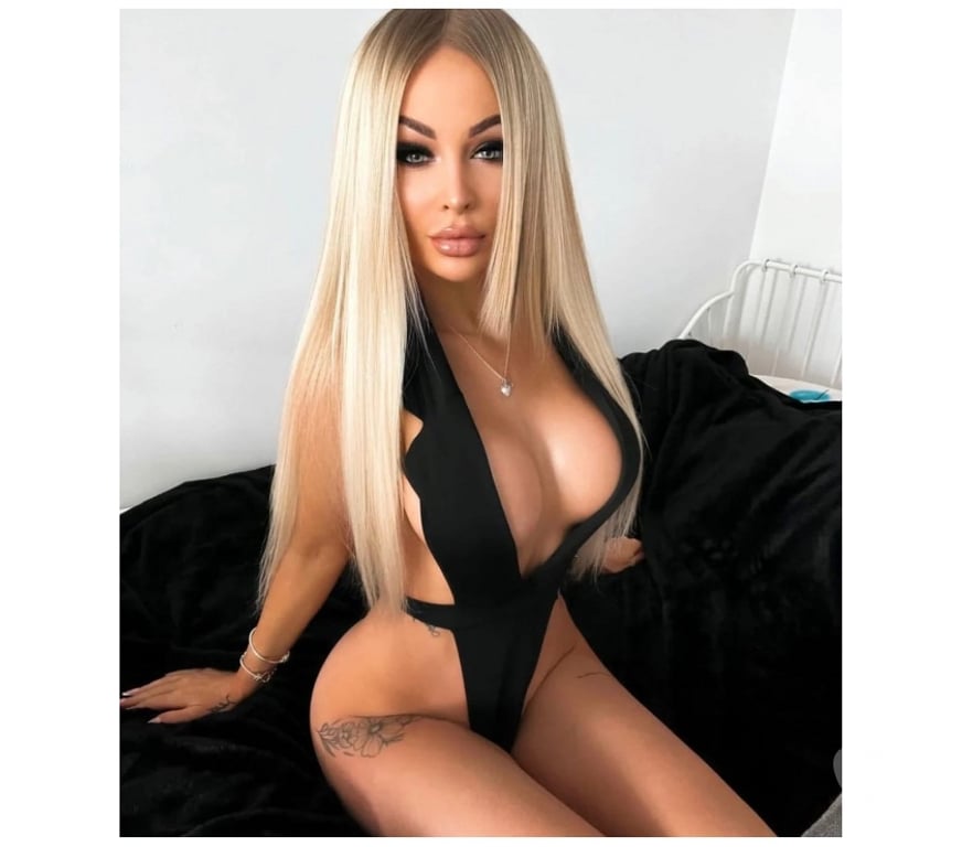 Escorts Hertfordshire Dacorum - Photos for 🍾best party🔝best service💯real pics✔️owo,fk💋