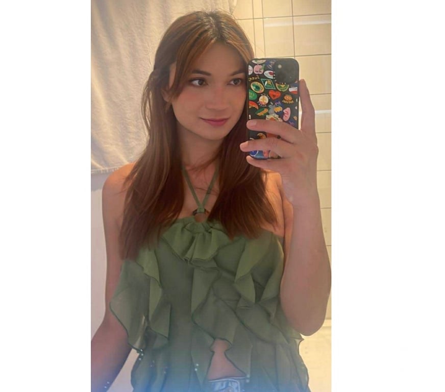 Escorts Nottinghamshire Nottingham - Photos for Attractive, Sophisticated Transsexual Massage