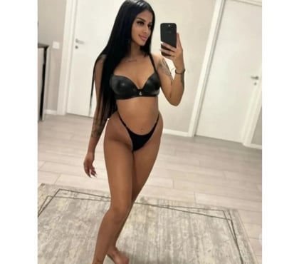 Escorts and Massages Huddersfield Kirklees - Photos for LORA NEW IN TOWN 💯BEST SERVICE NO RUSH