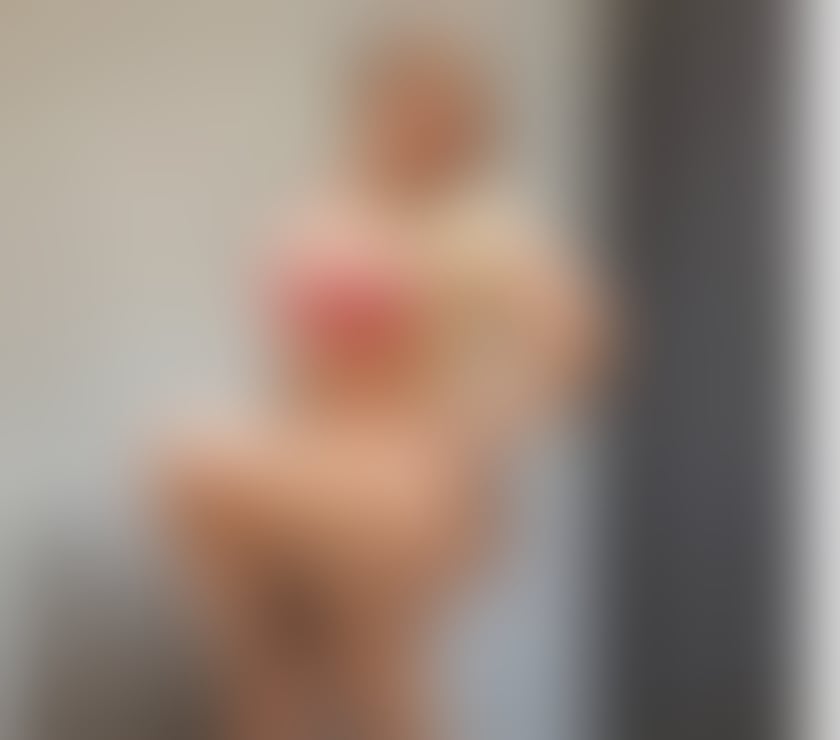 Escorts North London Bruce Grove Station - North London - Photos for tattooed 😈blonde🫦 with sexy 🇧🇷curves👅 P@RTY