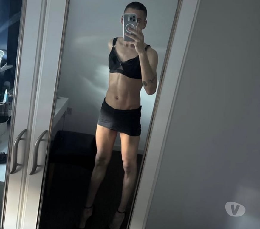 Trans Escorts West Yorkshire Leeds - Photos for π FEEMBOY π PartyLadyBoy π