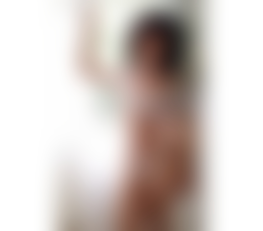 Escorts South East London Bromley Common - South East London - Photos for Stunning Brunet Latina