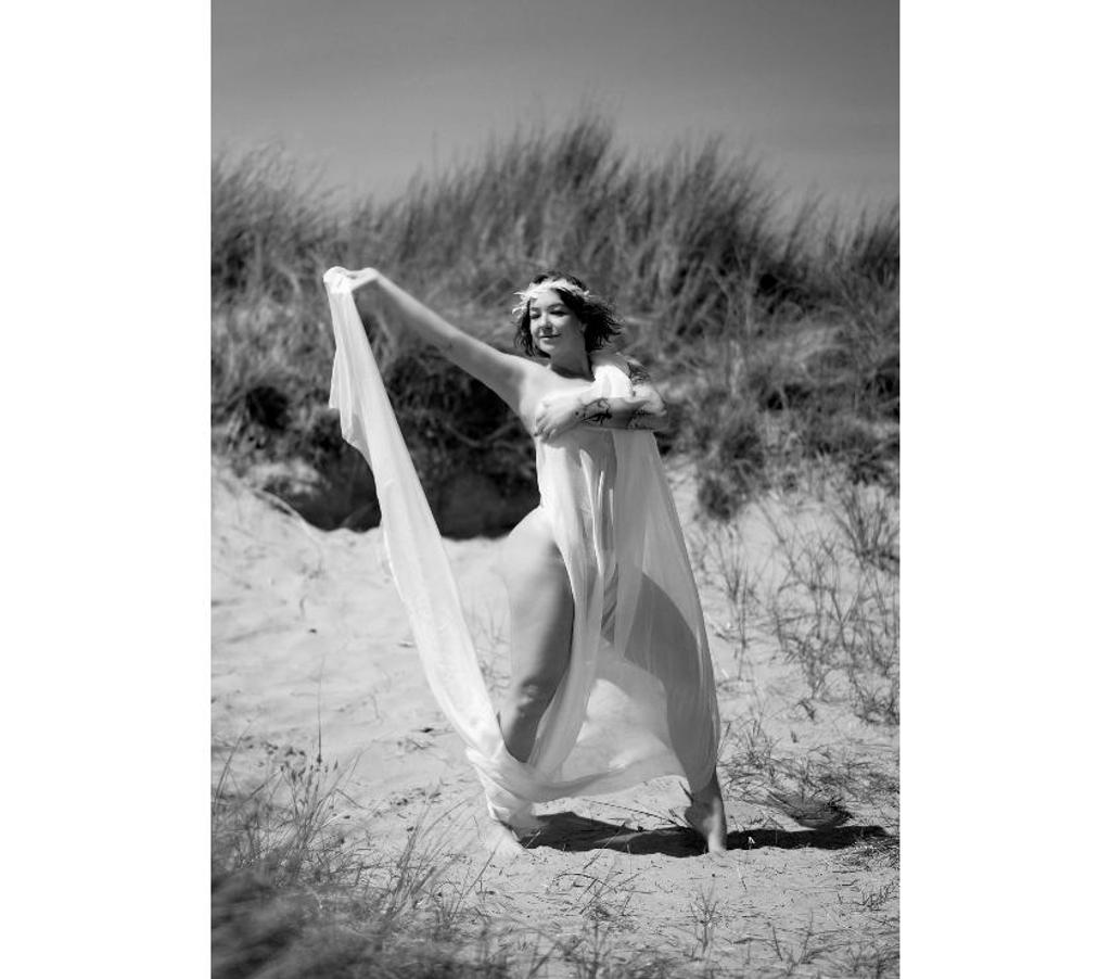 Escort Dublin Dublin - Photos for Explore with Massage today!