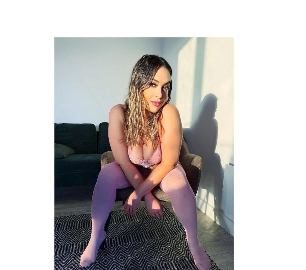 Escort Louth Drogheda-Louth - Photos for Mel beautiful blond