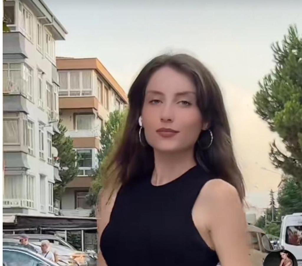 Website & phone services Dublin Balbriggan - Photos for Turkish cam girl