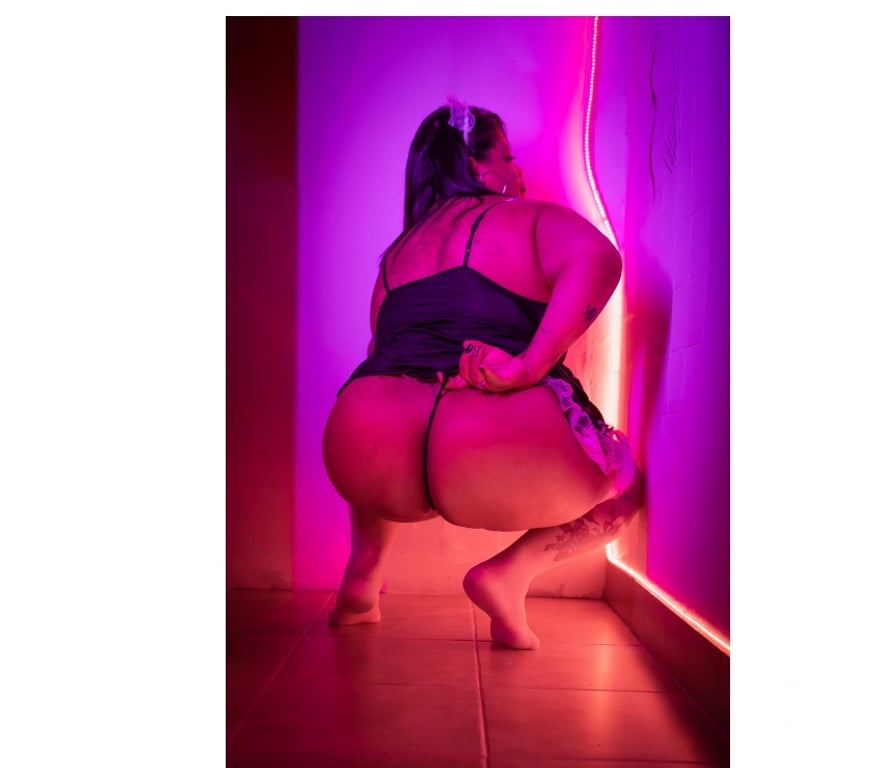 Escort Dublin Dublin-1 - Photos for Discreet mature kind