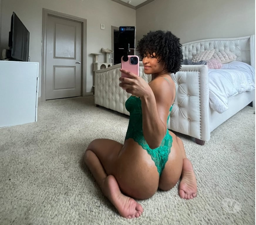 Escort Kerry Dingle - Photos for Arie High Classy Unforgettable moments 🌟🍑🍑