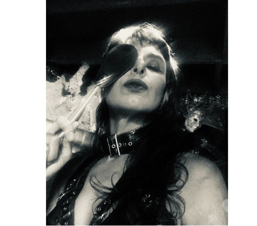 Escort Dublin Dublin-1 - Photos for Miss Katt - One Week Only in Dublin 1