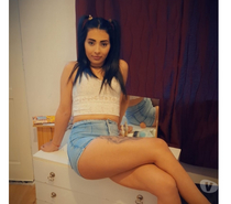 Hello I am Giulia