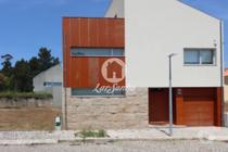 Espinho-Lote em Espinho em Urbanização de Moradias (259-T-00044)