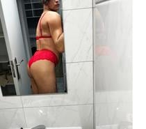 July putinha safada