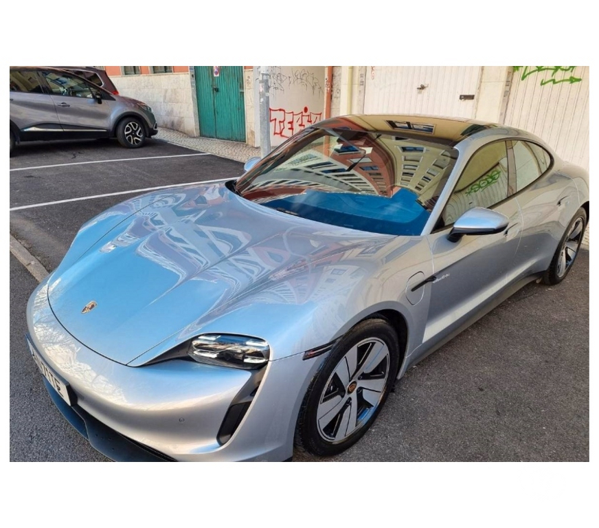 Seminovos Vila Real - Fotos para Porsche Taycan 479cv