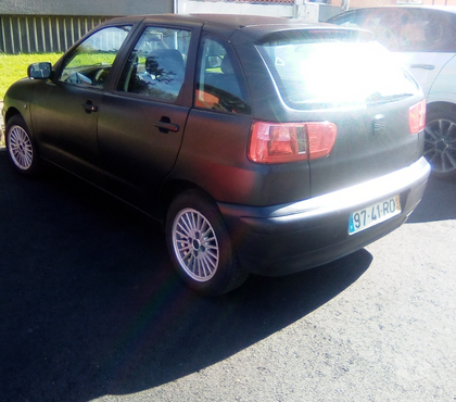 Carros semi novos - Fotos para Seat pronto a andar